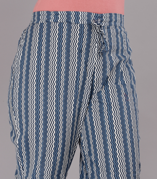 Women Navy Color Kurta pant With Dupatta Set - Image 5