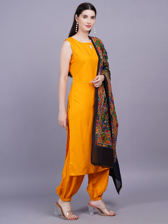 Women Yellow Color Kurta Pant Dupatta Set - Image 6