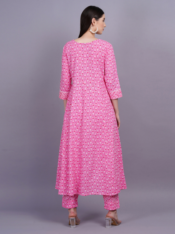 Women Pink Color Cotton Flared Kurta Pant Dupatta Set - Image 2