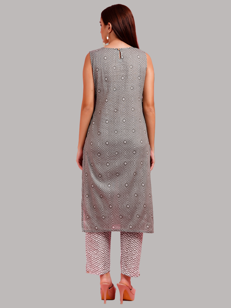 Women Grey Color Straight kurta set - Image 5