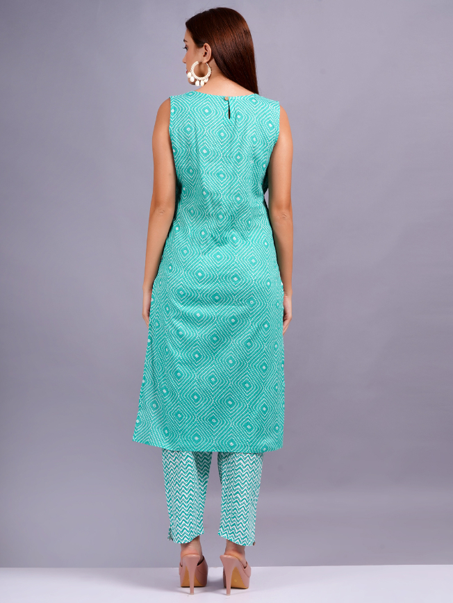 Women Ramagreen Color Cotton Straight kurta set - Image 6