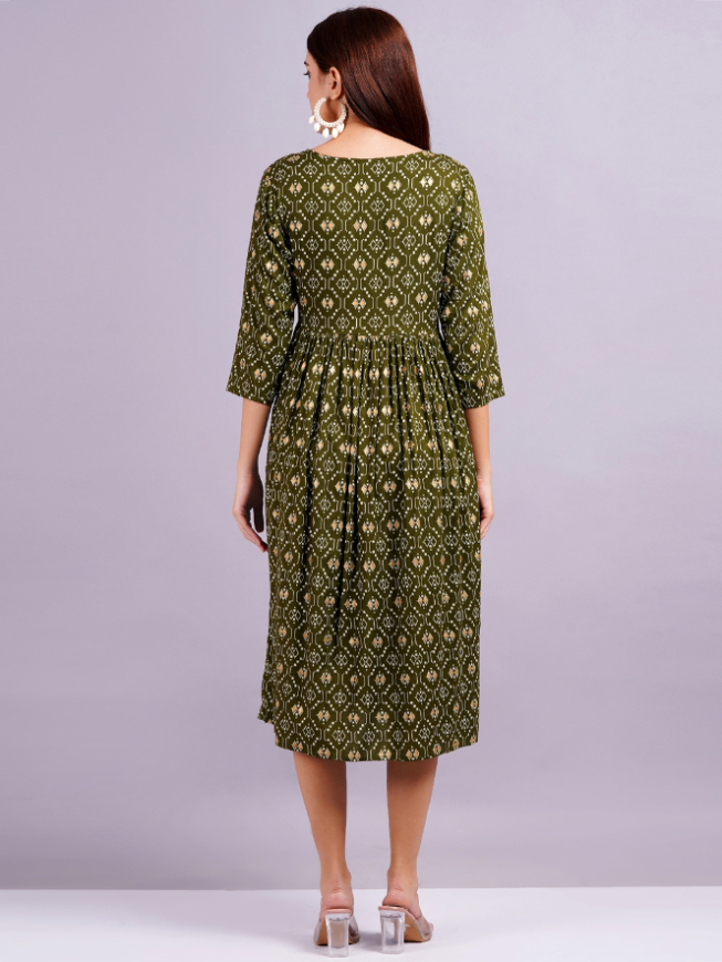 Women Gathered Mehandigreen maternity dress - Image 3