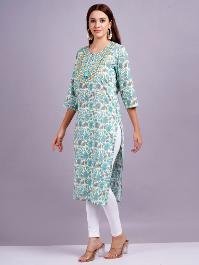 Women Floral Print Cotton Blend Straight Kurta - Image 4