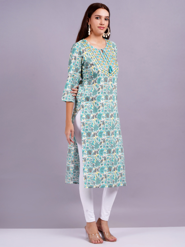Women Floral Print Cotton Blend Straight Kurta - Image 3